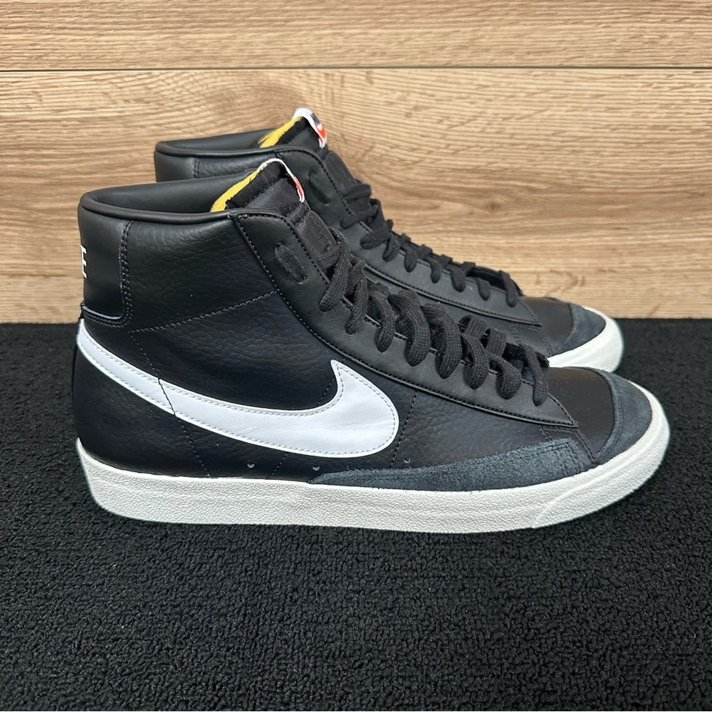 Men’s Nike Blazer Mid '77 Vintage Black Leather Sneakers Size 13